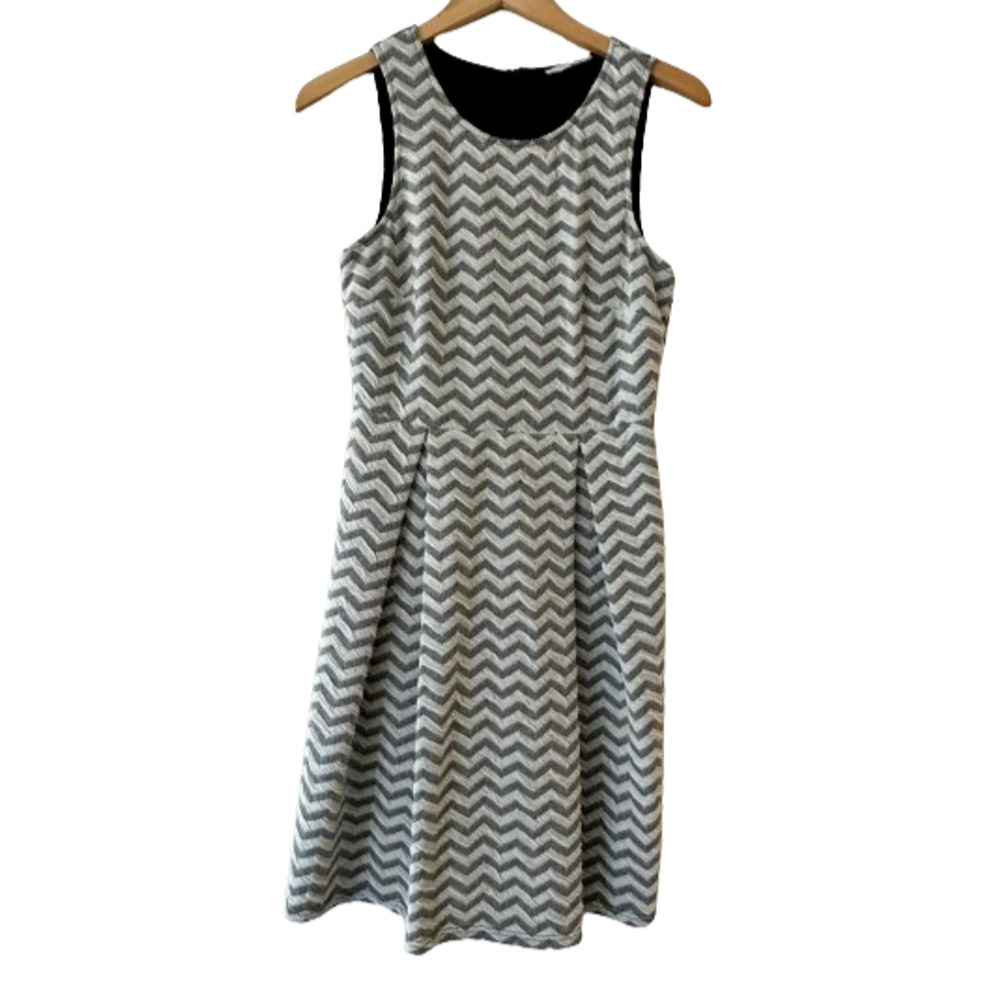 41 Hawthorn Jace Chevron Dress